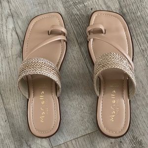 Mariella Made In Italy Natural ladies Sandals. Worn one time.